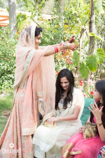 02-soft-peach-lehenga